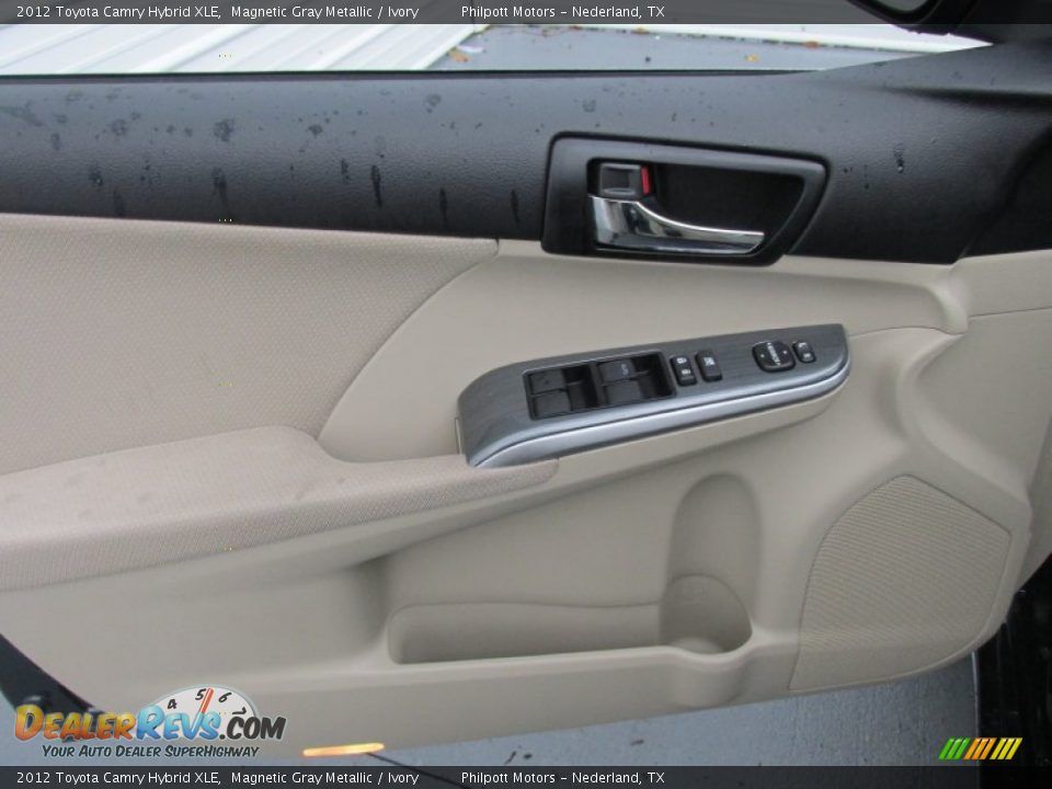 2012 Toyota Camry Hybrid XLE Magnetic Gray Metallic / Ivory Photo #32