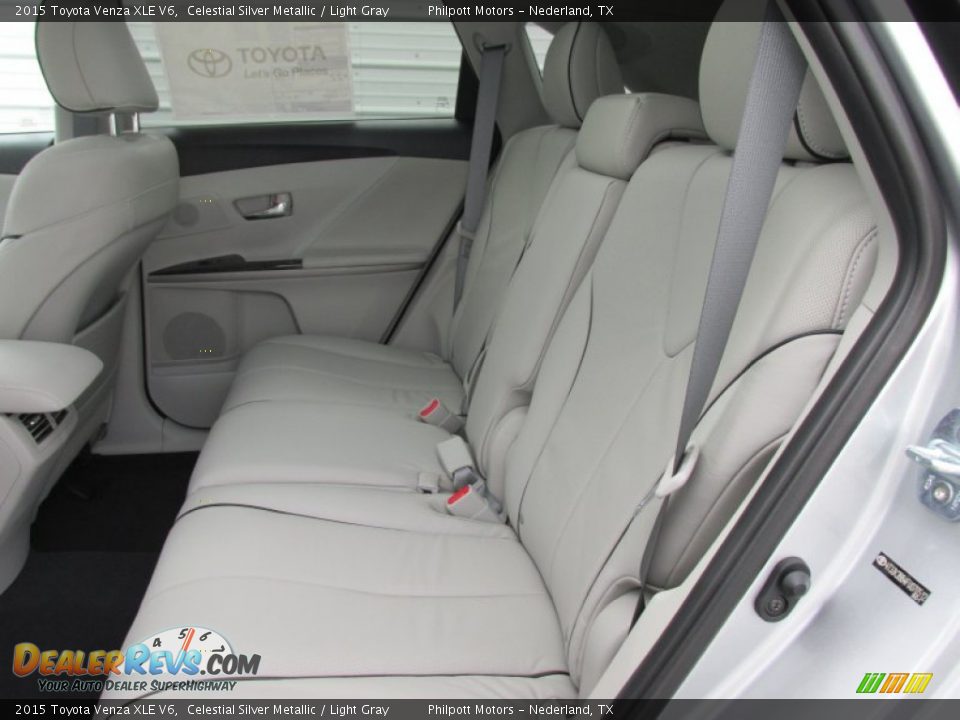 Rear Seat of 2015 Toyota Venza XLE V6 Photo #22