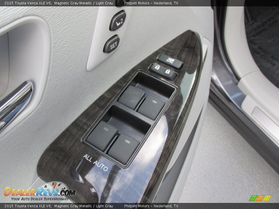 2015 Toyota Venza XLE V6 Magnetic Gray Metallic / Light Gray Photo #23