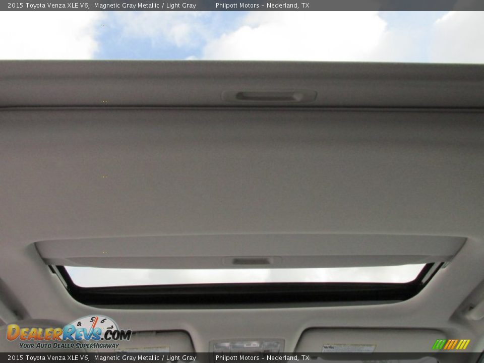 2015 Toyota Venza XLE V6 Magnetic Gray Metallic / Light Gray Photo #26