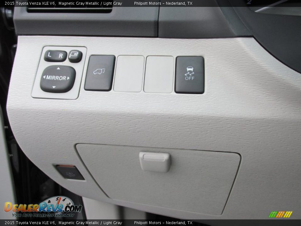 2015 Toyota Venza XLE V6 Magnetic Gray Metallic / Light Gray Photo #36