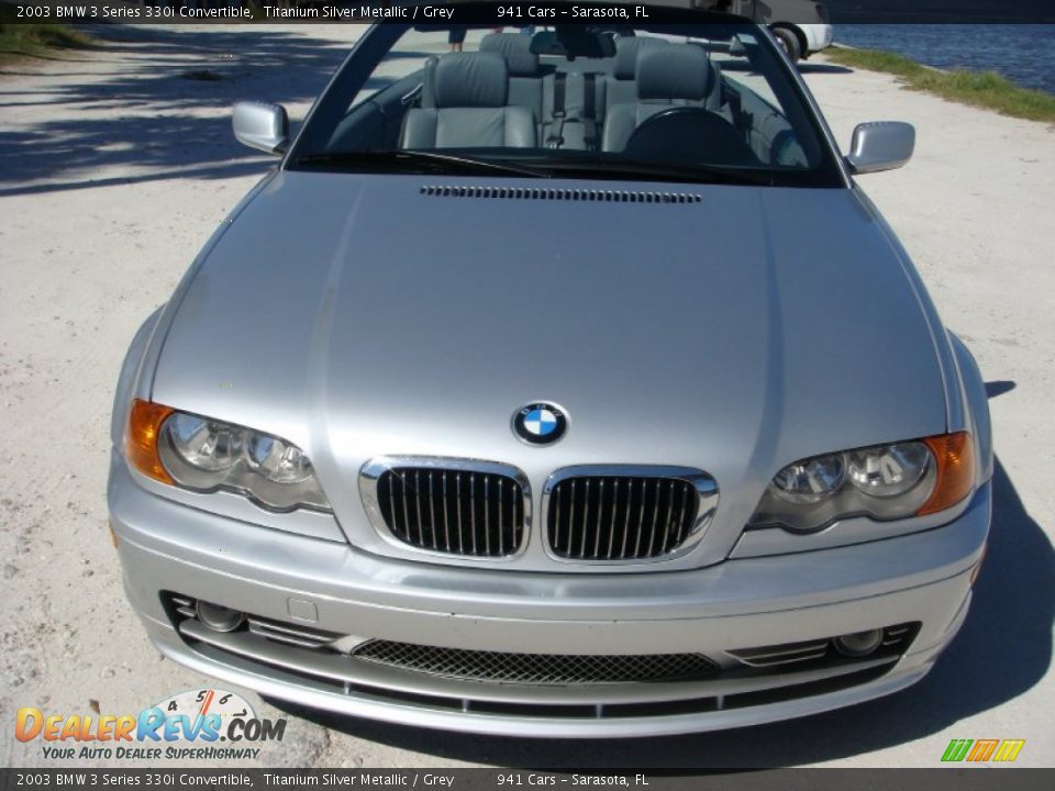 2003 BMW 3 Series 330i Convertible Titanium Silver Metallic / Grey Photo #2