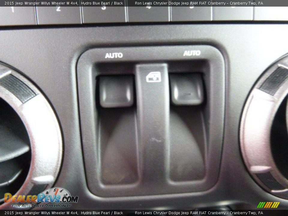 2015 Jeep Wrangler Willys Wheeler W 4x4 Hydro Blue Pearl / Black Photo #18