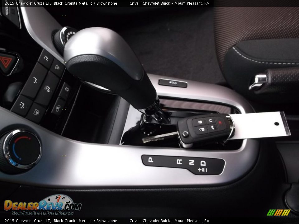 2015 Chevrolet Cruze LT Shifter Photo #18