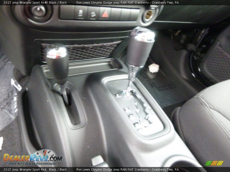2015 Jeep Wrangler Sport 4x4 Black / Black Photo #17