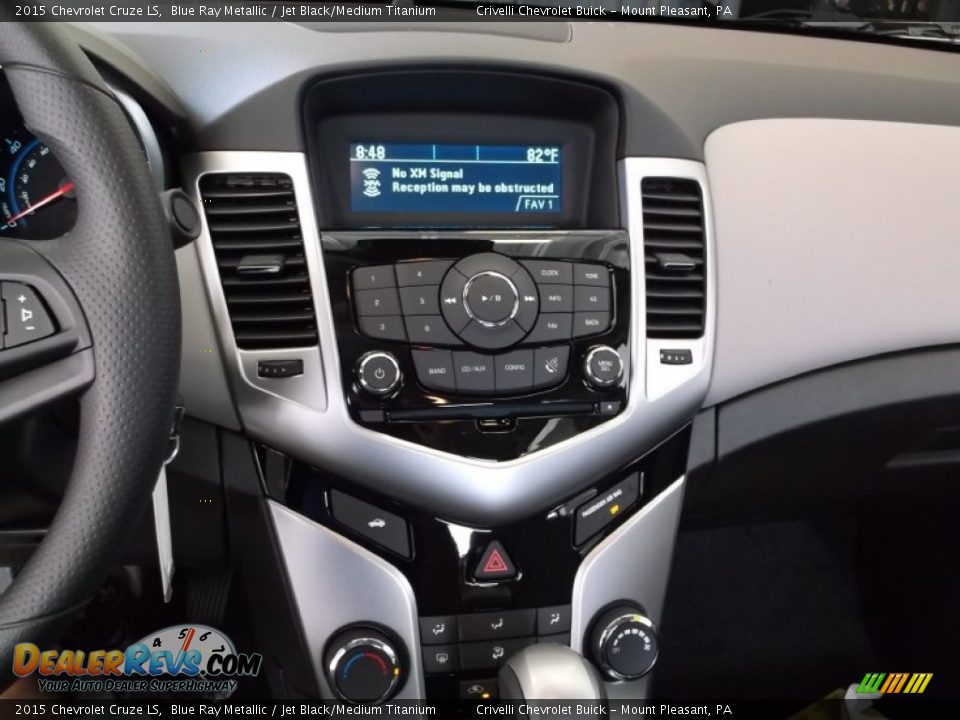 Controls of 2015 Chevrolet Cruze LS Photo #13