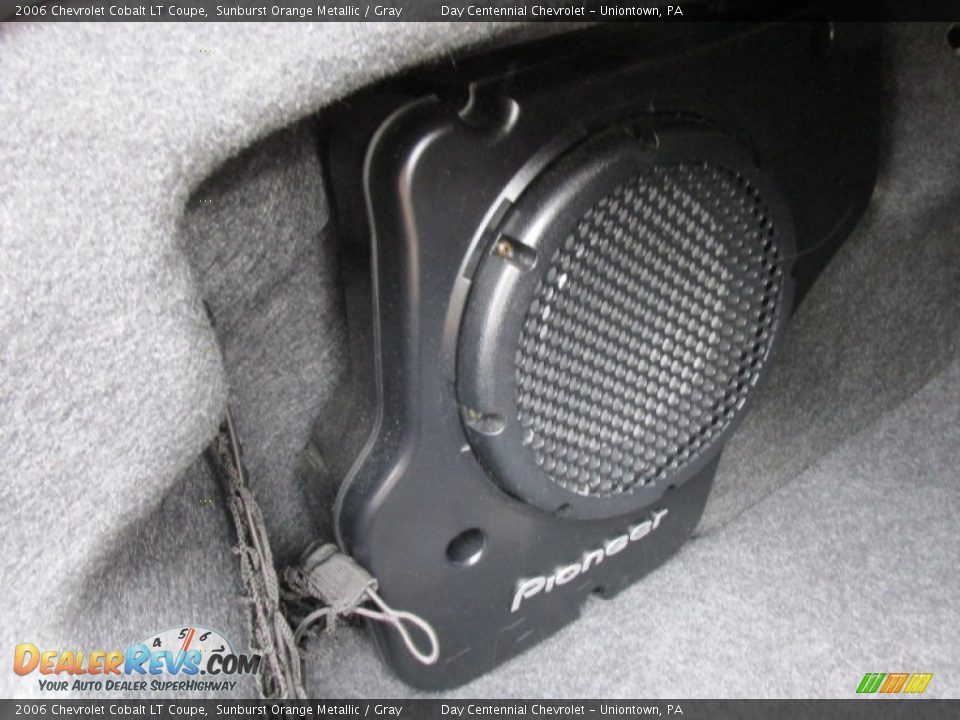 2006 Chevrolet Cobalt LT Coupe Sunburst Orange Metallic / Gray Photo #19
