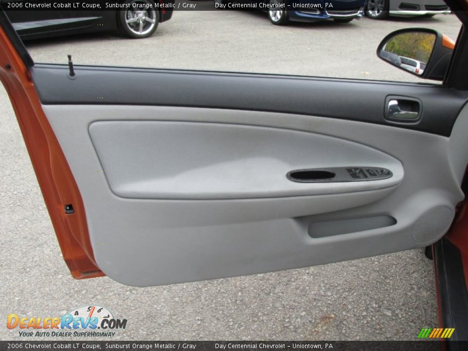2006 Chevrolet Cobalt LT Coupe Sunburst Orange Metallic / Gray Photo #20
