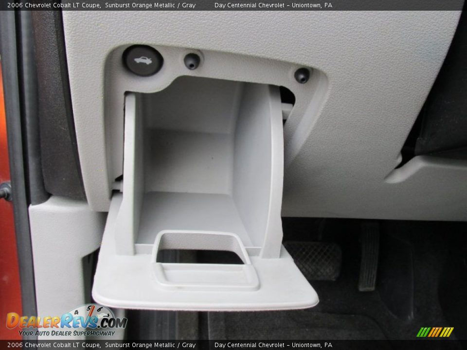 2006 Chevrolet Cobalt LT Coupe Sunburst Orange Metallic / Gray Photo #29