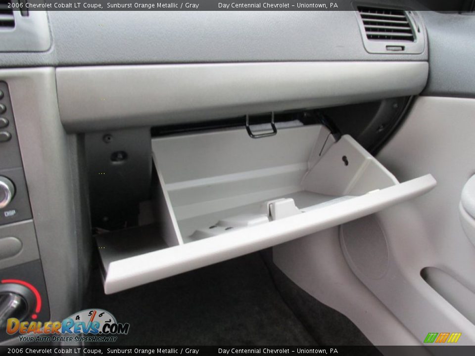 2006 Chevrolet Cobalt LT Coupe Sunburst Orange Metallic / Gray Photo #30