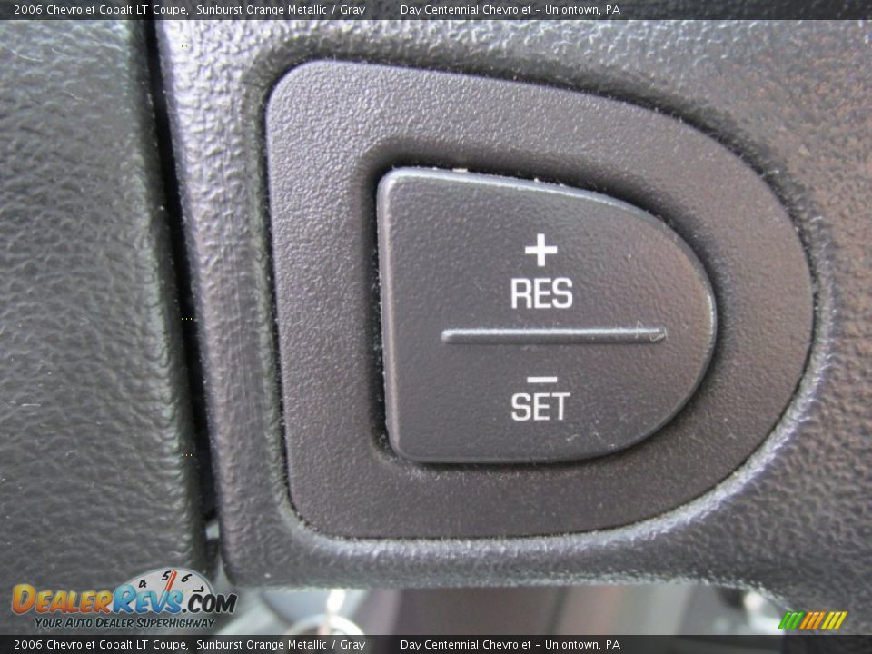 2006 Chevrolet Cobalt LT Coupe Sunburst Orange Metallic / Gray Photo #32