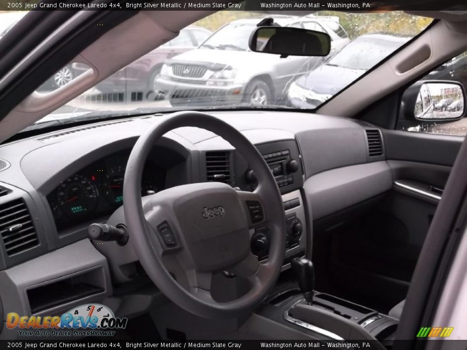 2005 Jeep Grand Cherokee Laredo 4x4 Bright Silver Metallic / Medium Slate Gray Photo #10