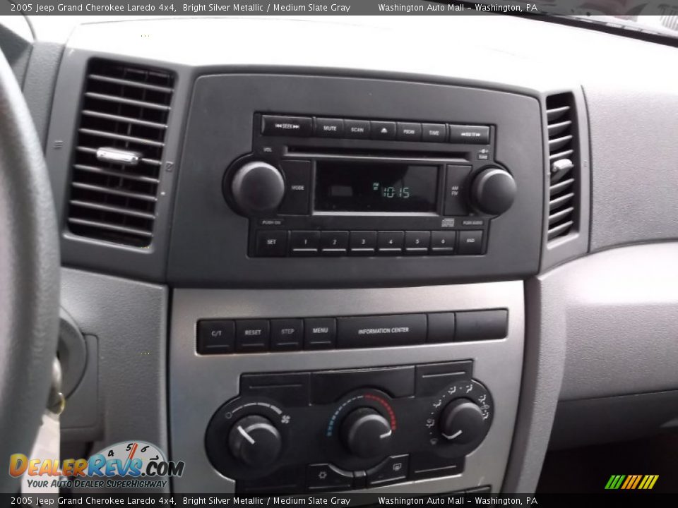 2005 Jeep Grand Cherokee Laredo 4x4 Bright Silver Metallic / Medium Slate Gray Photo #14