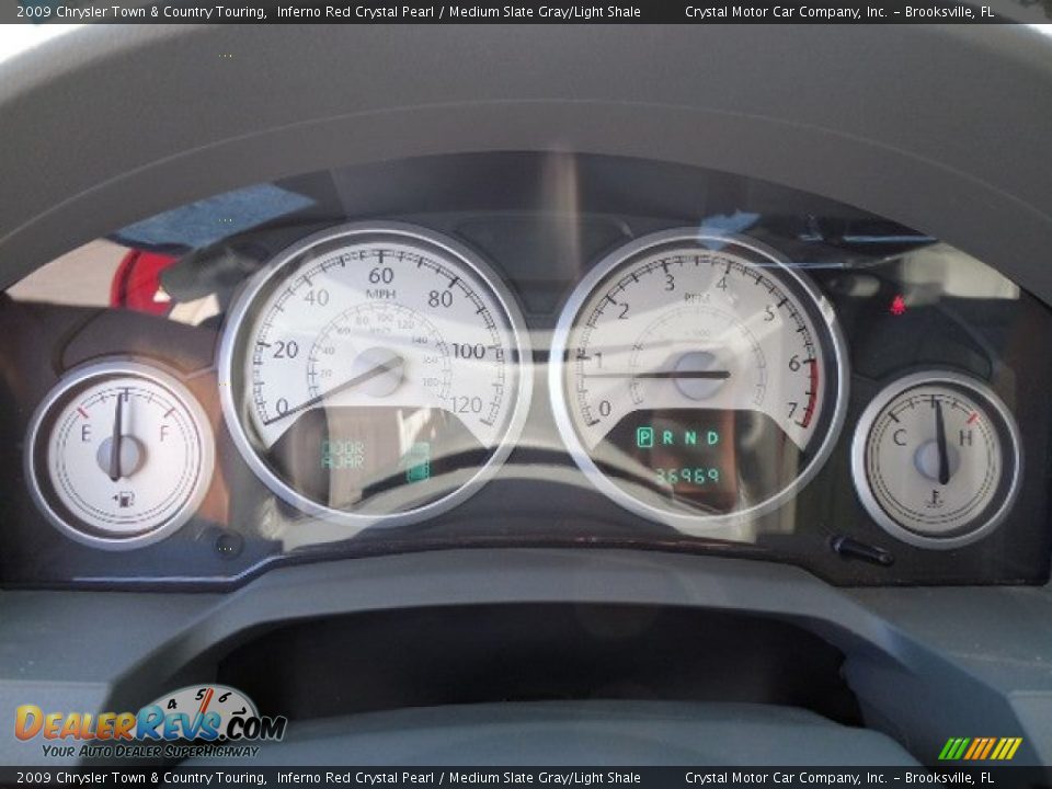 2009 Chrysler Town & Country Touring Inferno Red Crystal Pearl / Medium Slate Gray/Light Shale Photo #21