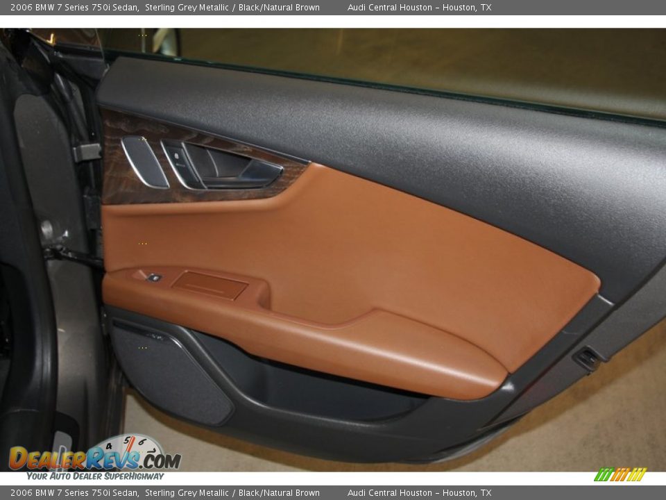 2006 BMW 7 Series 750i Sedan Sterling Grey Metallic / Black/Natural Brown Photo #36