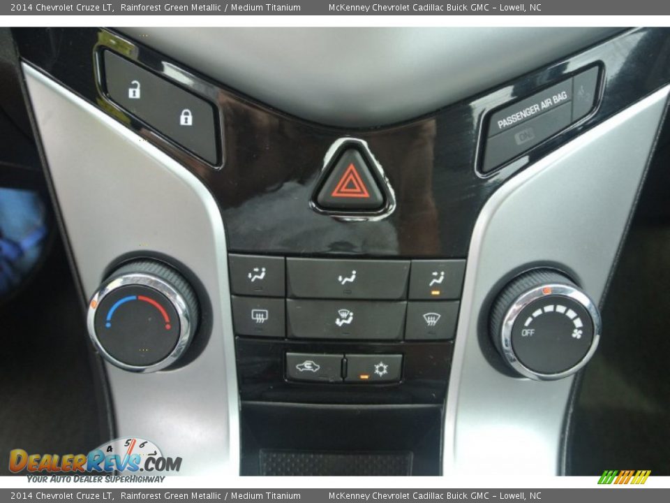 2014 Chevrolet Cruze LT Rainforest Green Metallic / Medium Titanium Photo #13