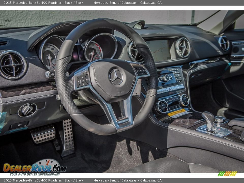 Dashboard of 2015 Mercedes-Benz SL 400 Roadster Photo #5
