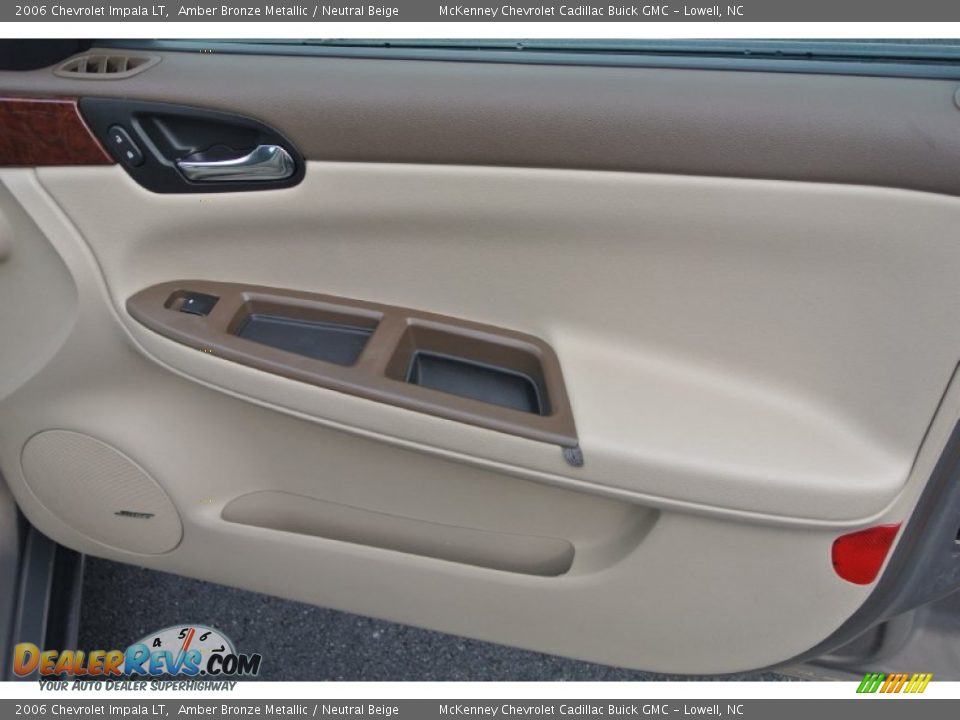 2006 Chevrolet Impala LT Amber Bronze Metallic / Neutral Beige Photo #22