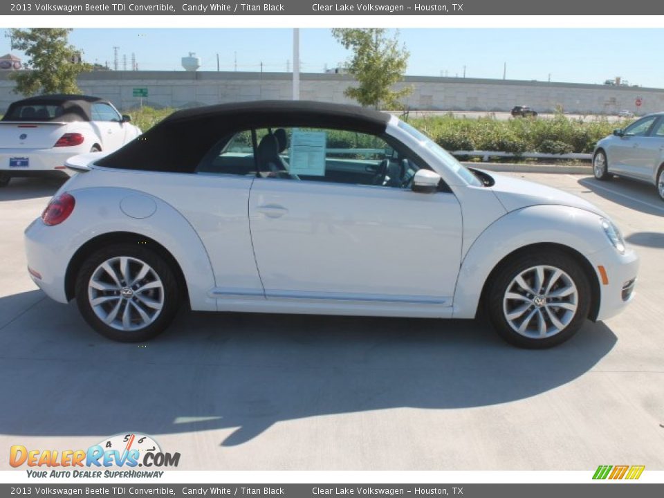 2013 Volkswagen Beetle TDI Convertible Candy White / Titan Black Photo #11