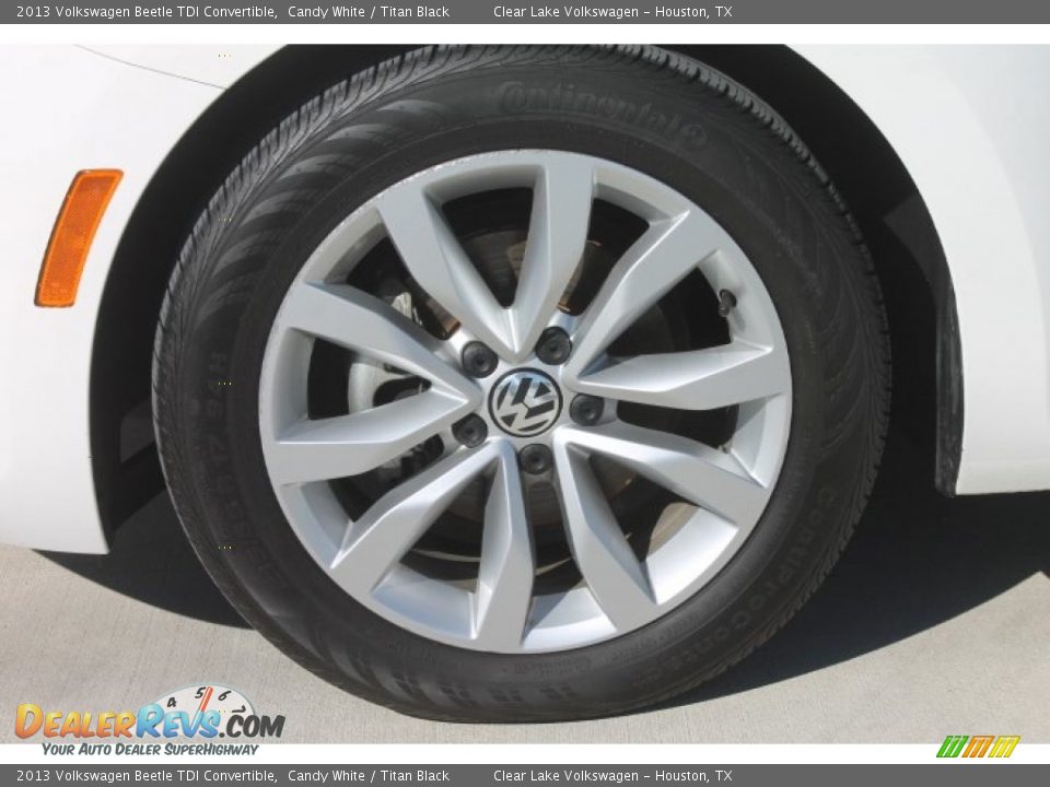 2013 Volkswagen Beetle TDI Convertible Candy White / Titan Black Photo #15