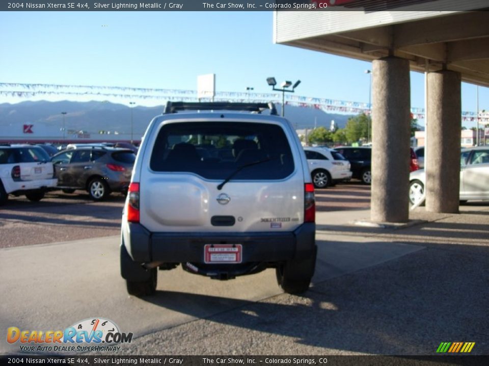 2004 Nissan Xterra SE 4x4 Silver Lightning Metallic / Gray Photo #4
