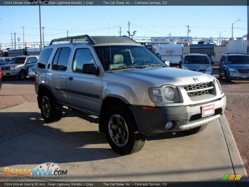 2004 Nissan Xterra SE 4x4 Silver Lightning Metallic / Gray Photo #6