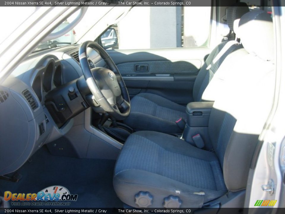 2004 Nissan Xterra SE 4x4 Silver Lightning Metallic / Gray Photo #8