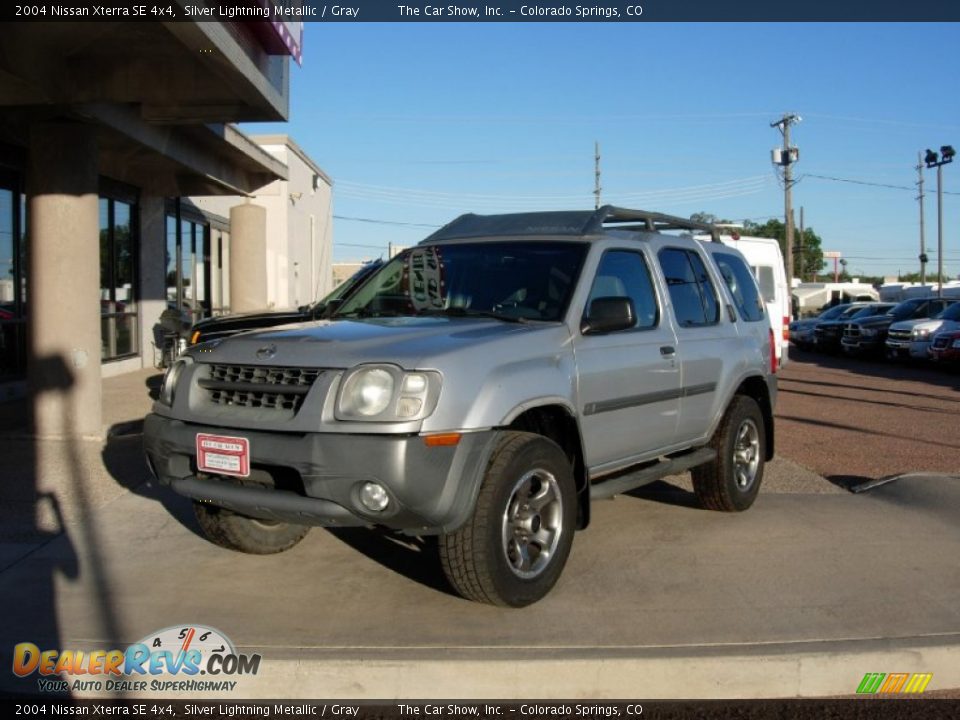 2004 Nissan Xterra SE 4x4 Silver Lightning Metallic / Gray Photo #15
