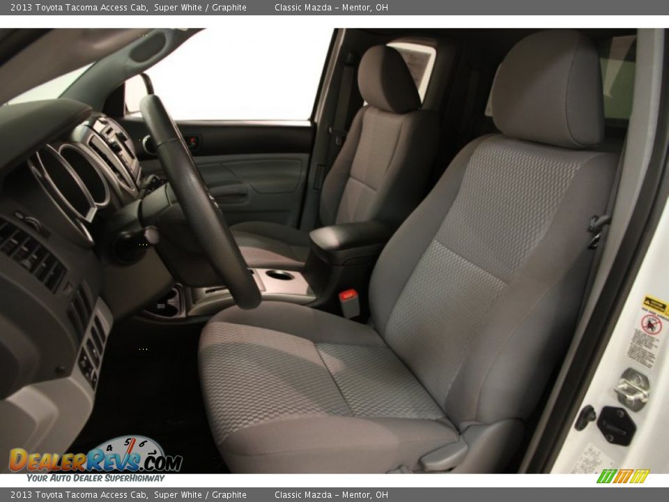 2013 Toyota Tacoma Access Cab Super White / Graphite Photo #5