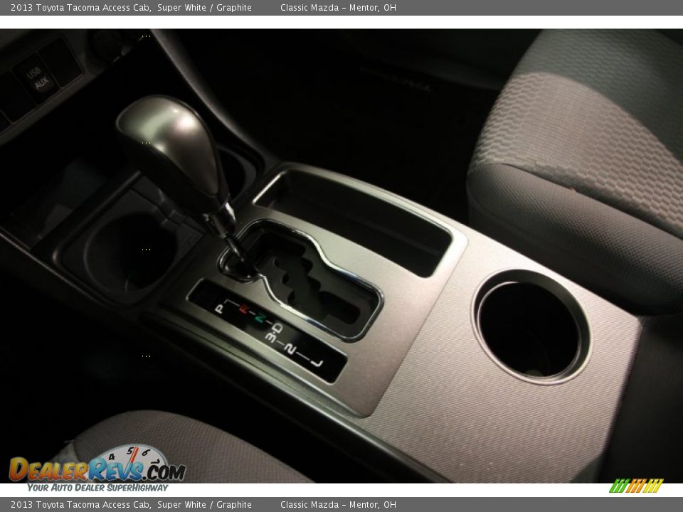 2013 Toyota Tacoma Access Cab Super White / Graphite Photo #9