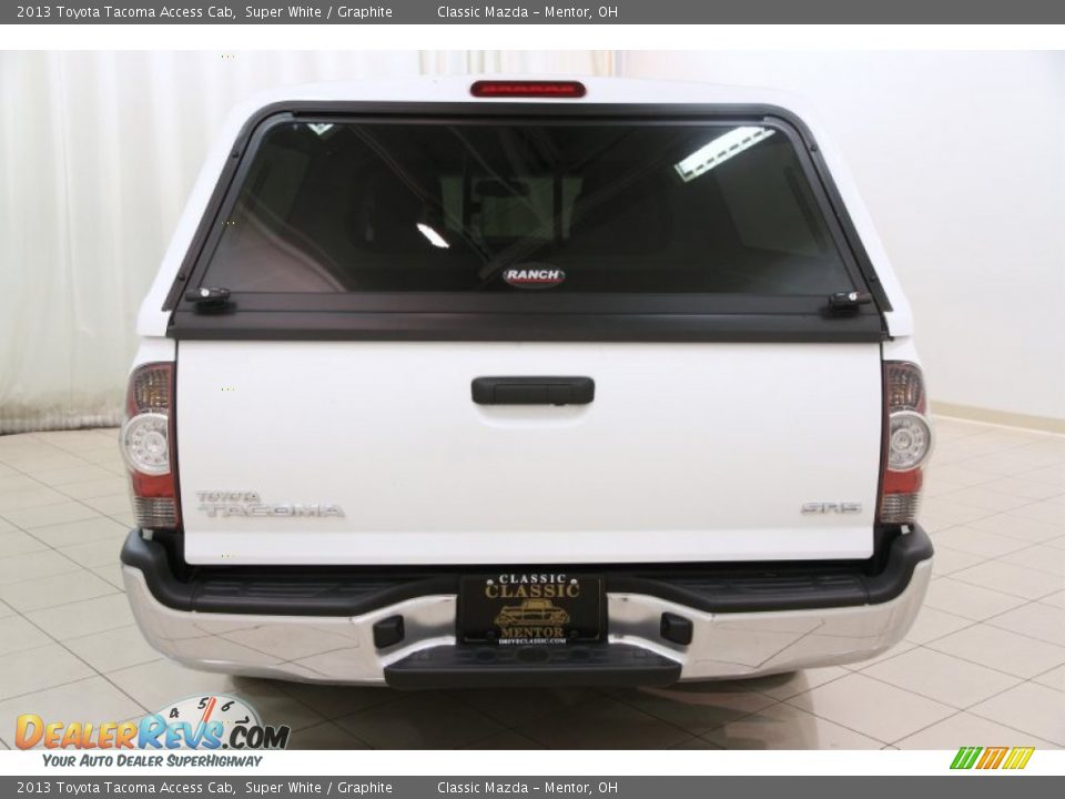 2013 Toyota Tacoma Access Cab Super White / Graphite Photo #13