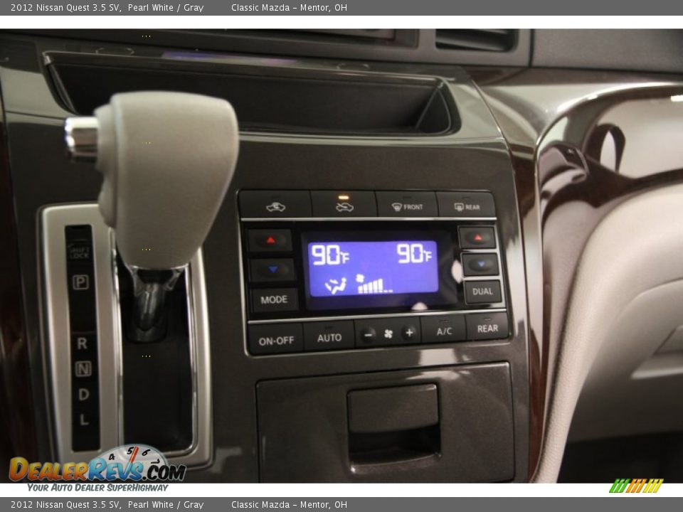 2012 Nissan Quest 3.5 SV Pearl White / Gray Photo #10