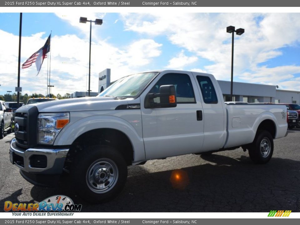2015 Ford F250 Super Duty XL Super Cab 4x4 Oxford White / Steel Photo #3