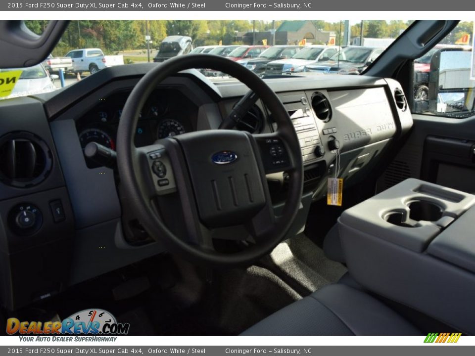2015 Ford F250 Super Duty XL Super Cab 4x4 Oxford White / Steel Photo #7