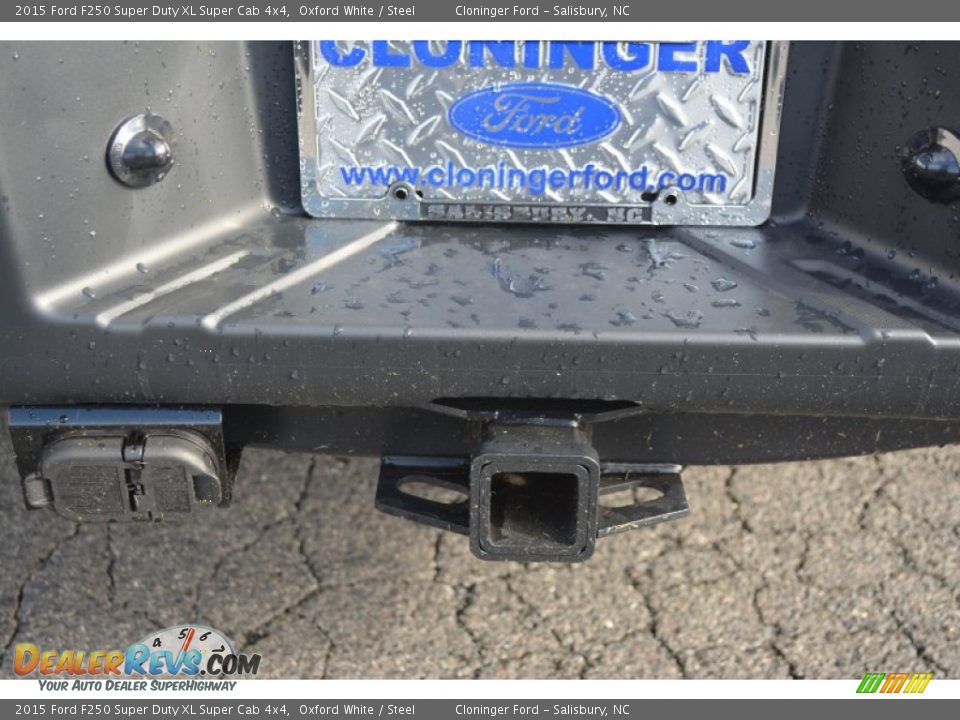 2015 Ford F250 Super Duty XL Super Cab 4x4 Oxford White / Steel Photo #10