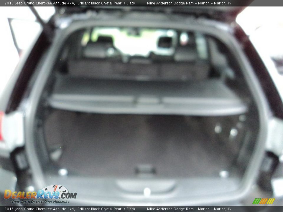 2015 Jeep Grand Cherokee Altitude 4x4 Brilliant Black Crystal Pearl / Black Photo #9