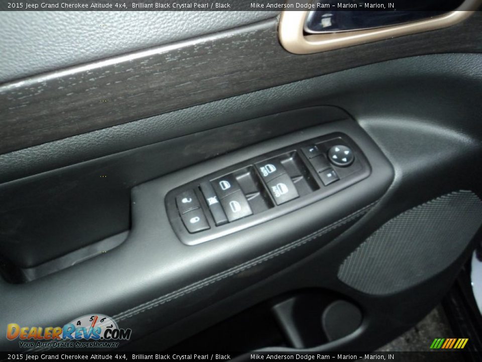 2015 Jeep Grand Cherokee Altitude 4x4 Brilliant Black Crystal Pearl / Black Photo #11