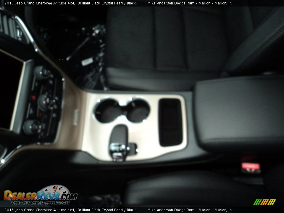 2015 Jeep Grand Cherokee Altitude 4x4 Brilliant Black Crystal Pearl / Black Photo #14