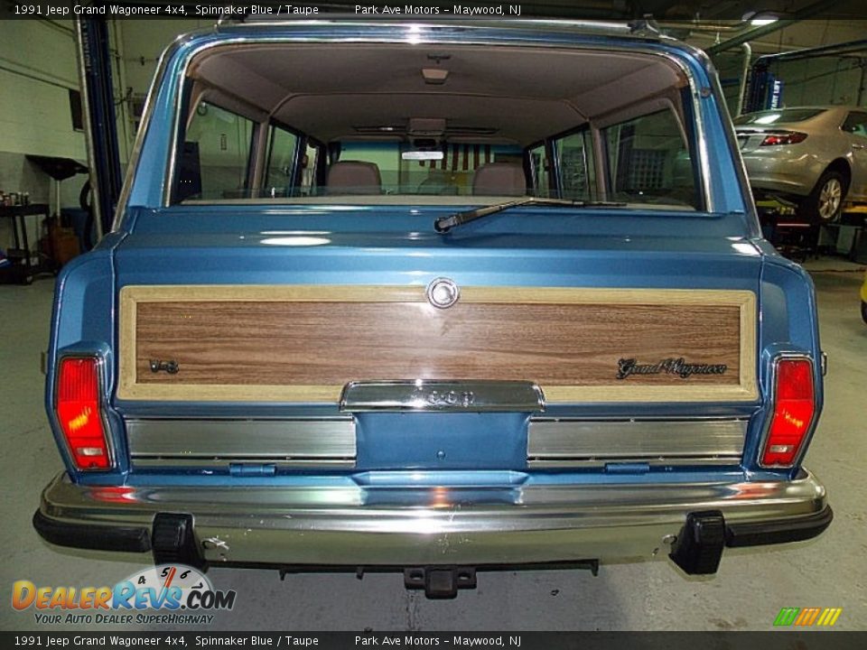 1991 Jeep Grand Wagoneer 4x4 Spinnaker Blue / Taupe Photo #4