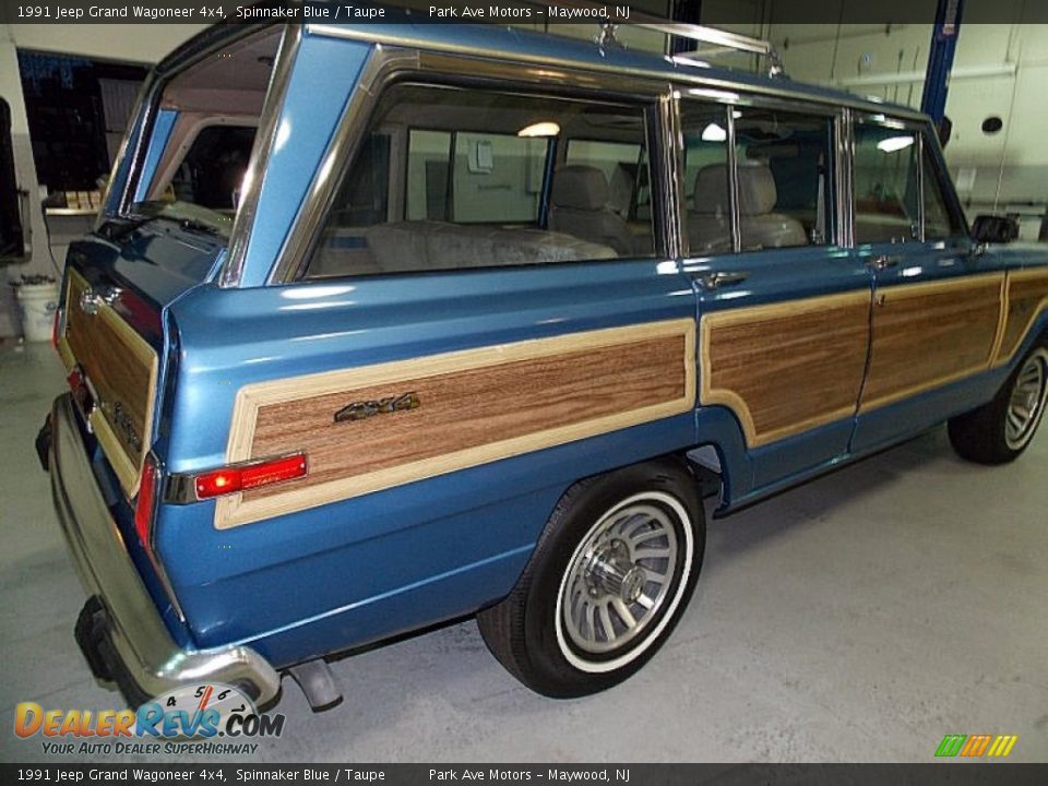 1991 Jeep Grand Wagoneer 4x4 Spinnaker Blue / Taupe Photo #5