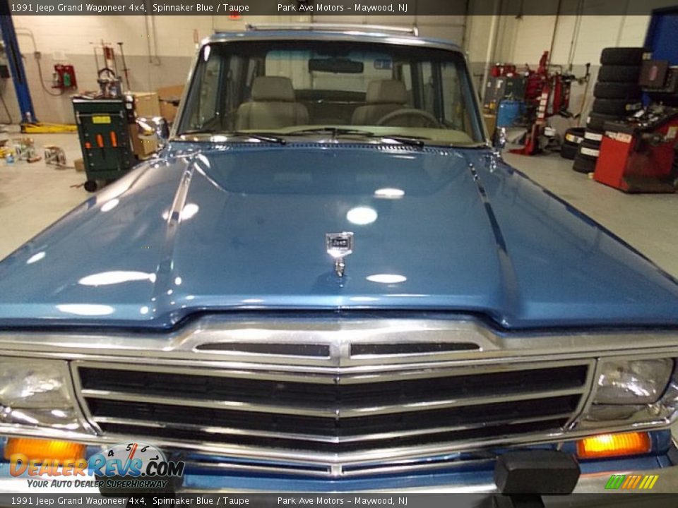 1991 Jeep Grand Wagoneer 4x4 Spinnaker Blue / Taupe Photo #9