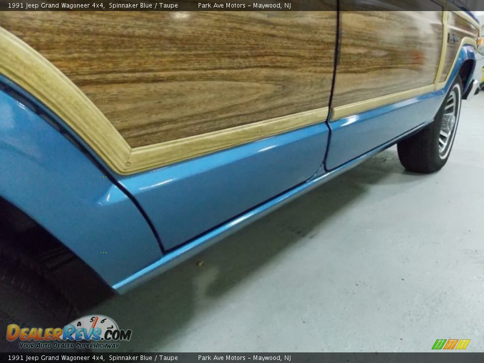 1991 Jeep Grand Wagoneer 4x4 Spinnaker Blue / Taupe Photo #20
