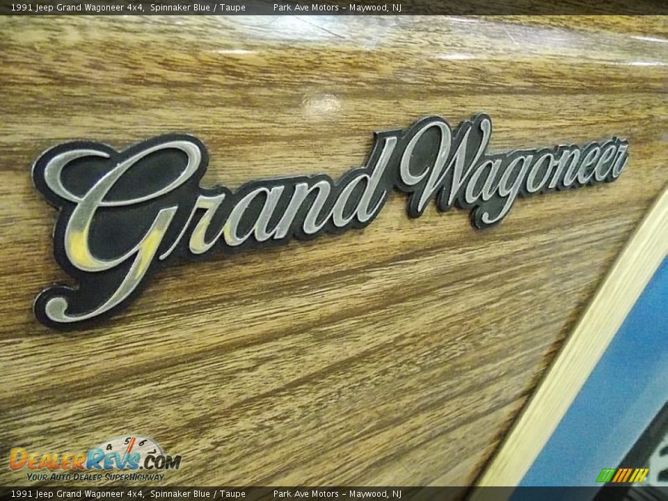 1991 Jeep Grand Wagoneer 4x4 Spinnaker Blue / Taupe Photo #21