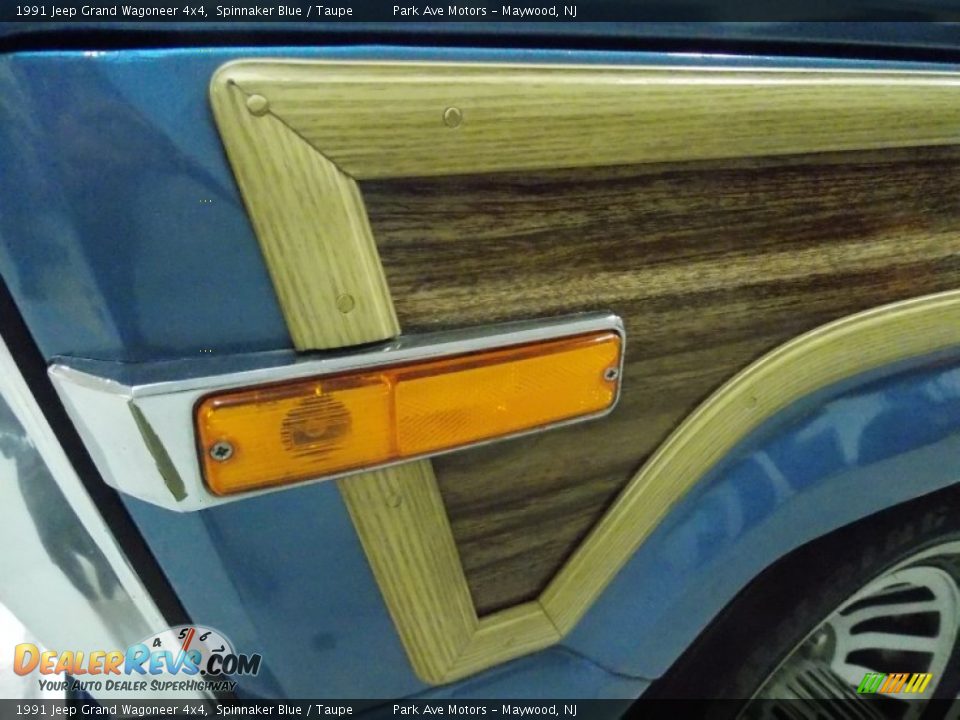 1991 Jeep Grand Wagoneer 4x4 Spinnaker Blue / Taupe Photo #23