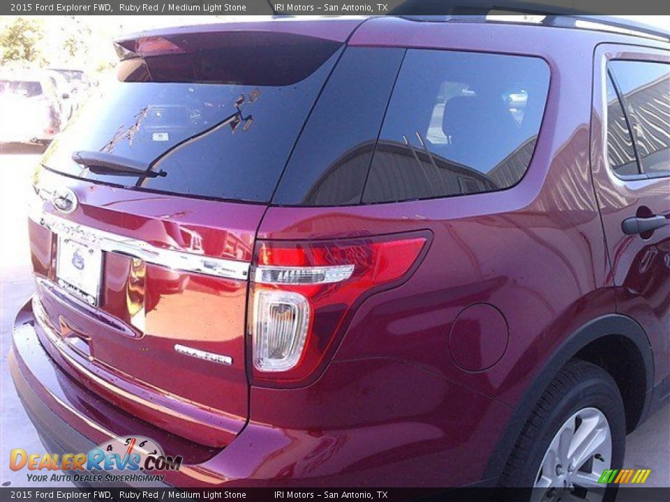 2015 Ford Explorer FWD Ruby Red / Medium Light Stone Photo #10