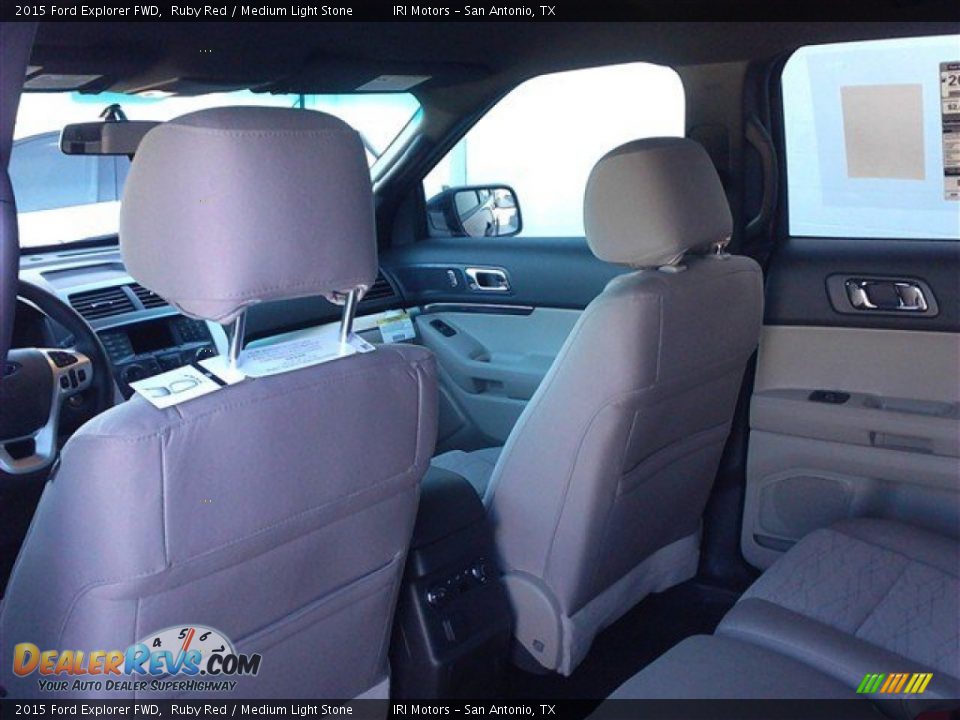 2015 Ford Explorer FWD Ruby Red / Medium Light Stone Photo #19