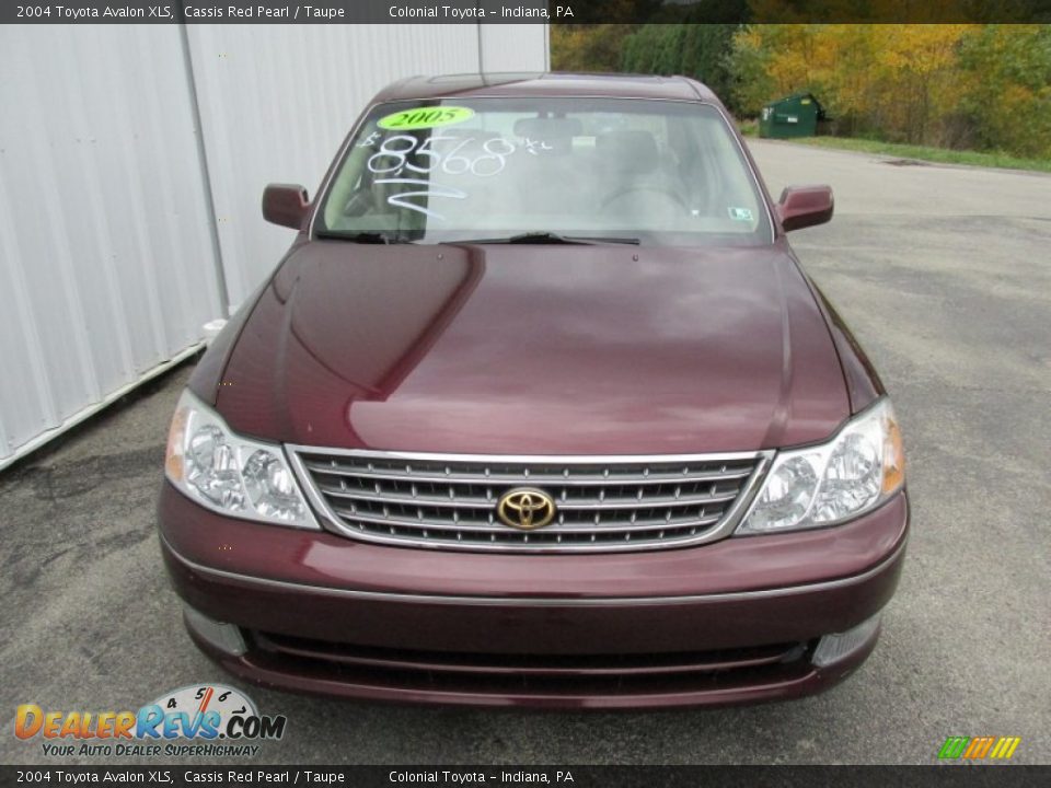 2004 Toyota Avalon XLS Cassis Red Pearl / Taupe Photo #9
