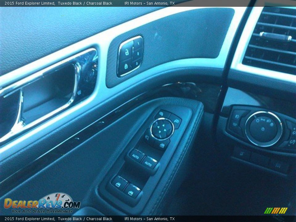 2015 Ford Explorer Limited Tuxedo Black / Charcoal Black Photo #30