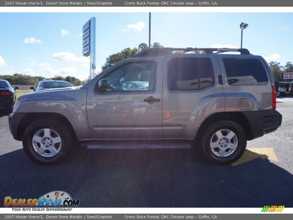 2007 Nissan Xterra S Desert Stone Metallic / Steel/Graphite Photo #4