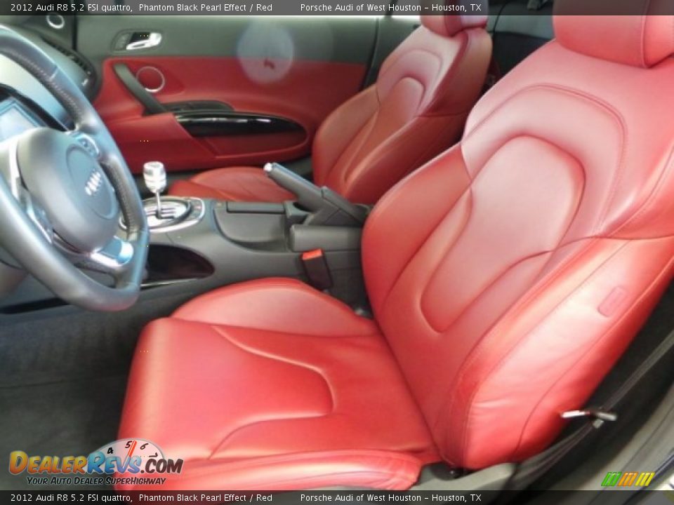 Front Seat of 2012 Audi R8 5.2 FSI quattro Photo #15